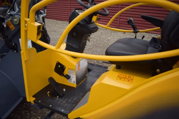 Eurotrac W12S - Image 7